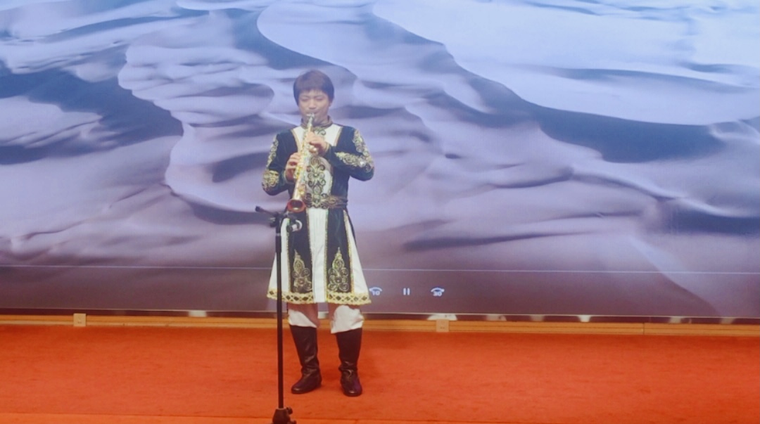 兵团选送的器乐类节目《塔里木》获得一等奖。.jpg