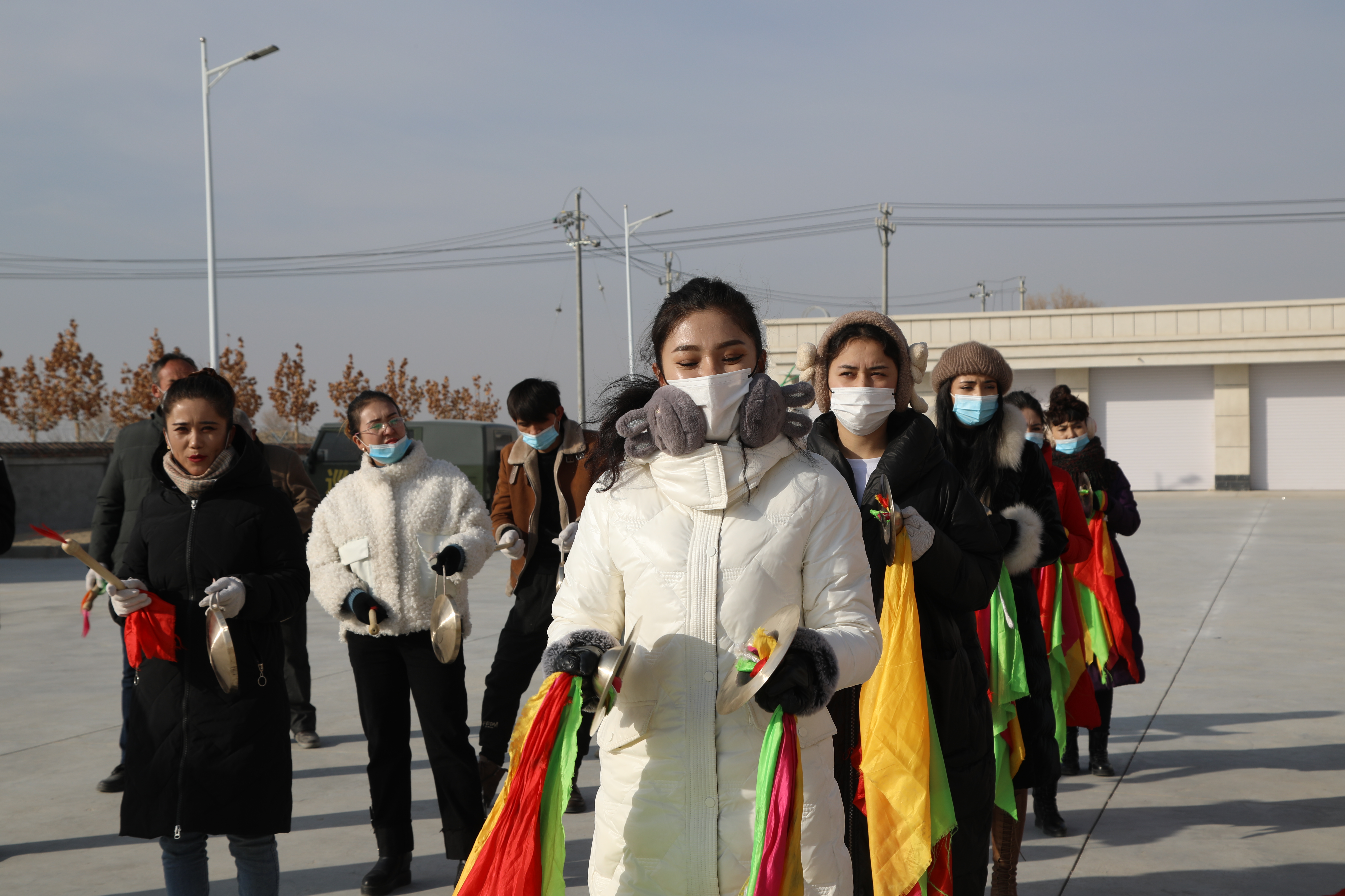于田县文艺骨干在二二五团传统文化培训基地学习威风锣鼓 (4).jpg