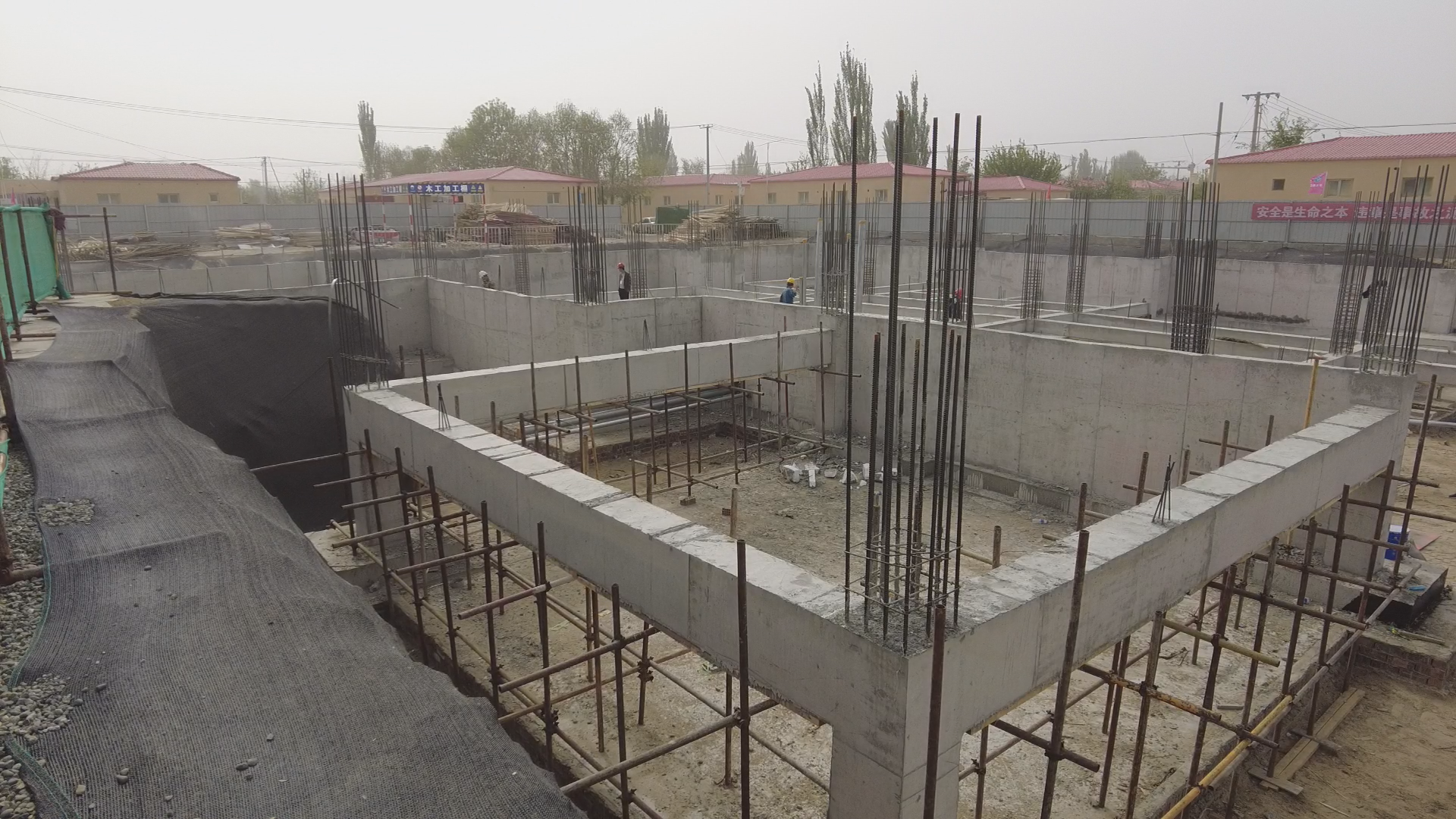 吐尔迪庄园文物保护修缮与设施建设项目施工现场 (1).png