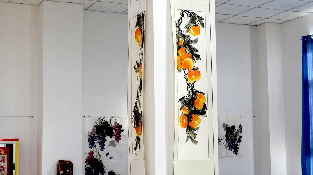 十四师皮山农场中学学生绘画的国画作品.jpg