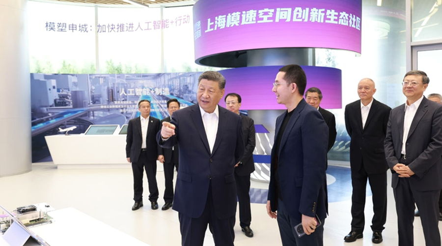 新华图讯丨习近平在上海考察