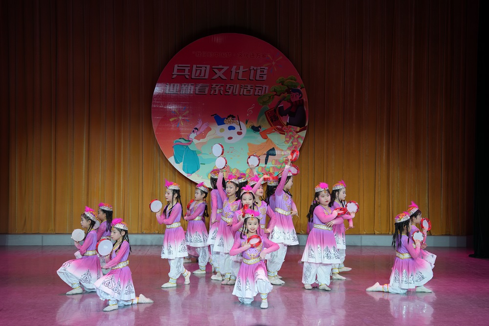 精彩的舞蹈。.jpg 精彩的舞蹈。.jpg