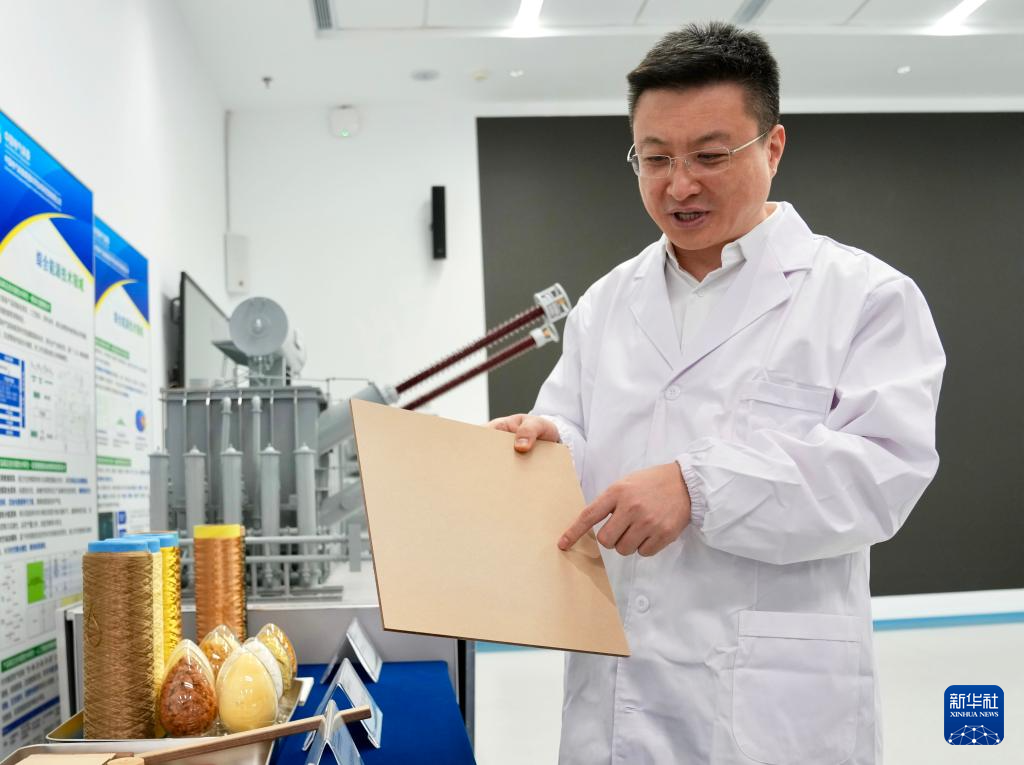 全国人大代表张帆：让“AI+制造”的道路越走越宽、越走越实