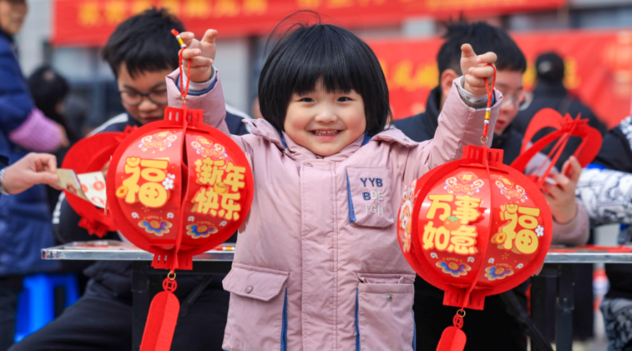 多彩活动迎接元宵节