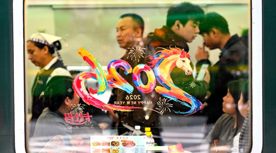 时光相册丨见证春运路上的温暖与奔赴