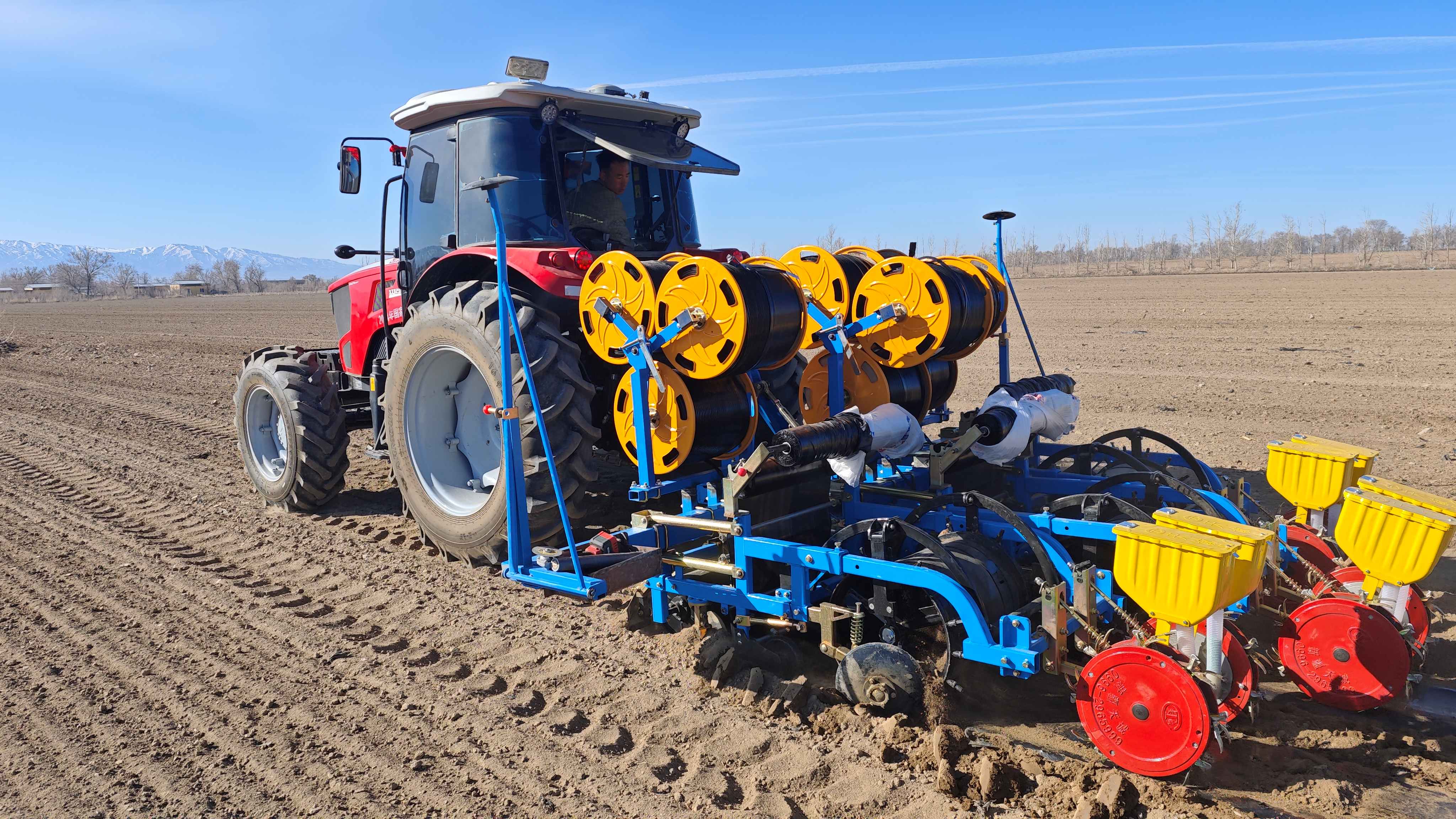 九师白杨市春耕春播航拍画面。殷高峰摄 (1).jpg