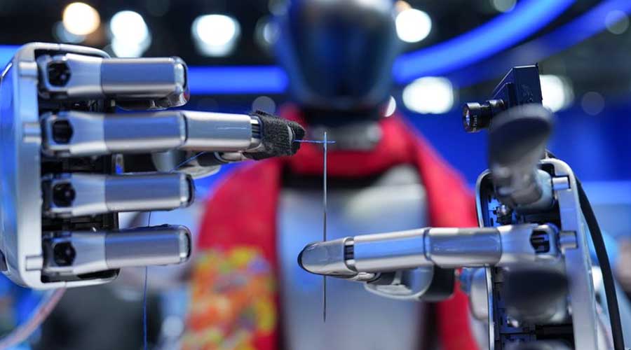 总书记激励干部群众奋力谱写服务业高质量发展新篇章