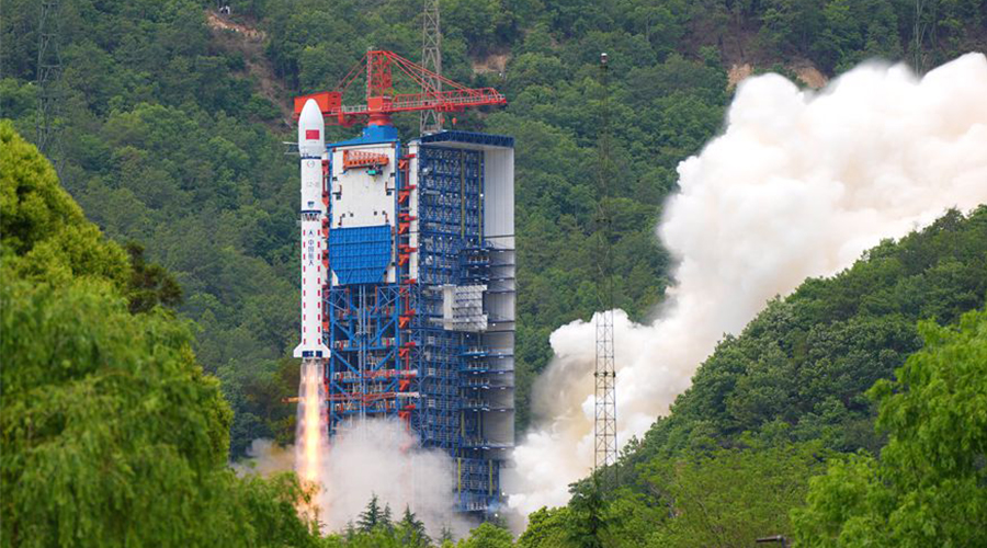 我国成功发射卫星互联网技术试验卫星