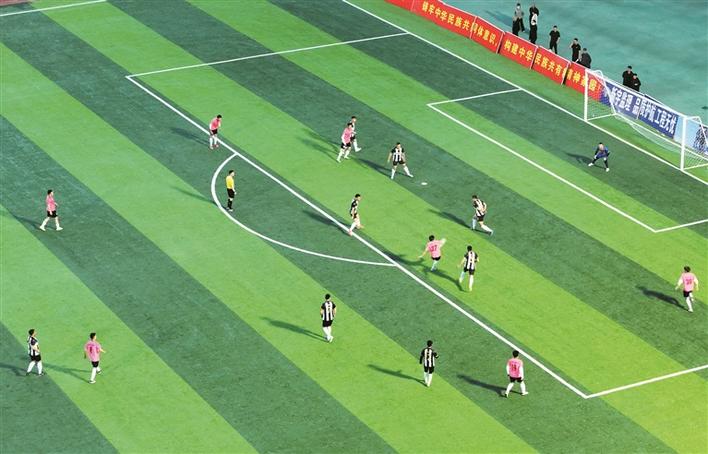 劲旅争锋 绿茵逐光——“新疆兵超”预选赛激战正酣