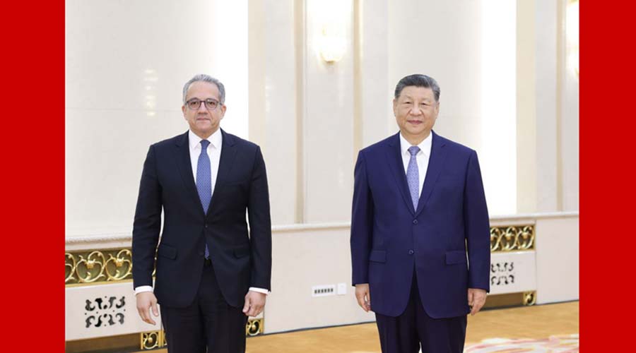 习近平会见联合国教科文组织总干事阿纳尼