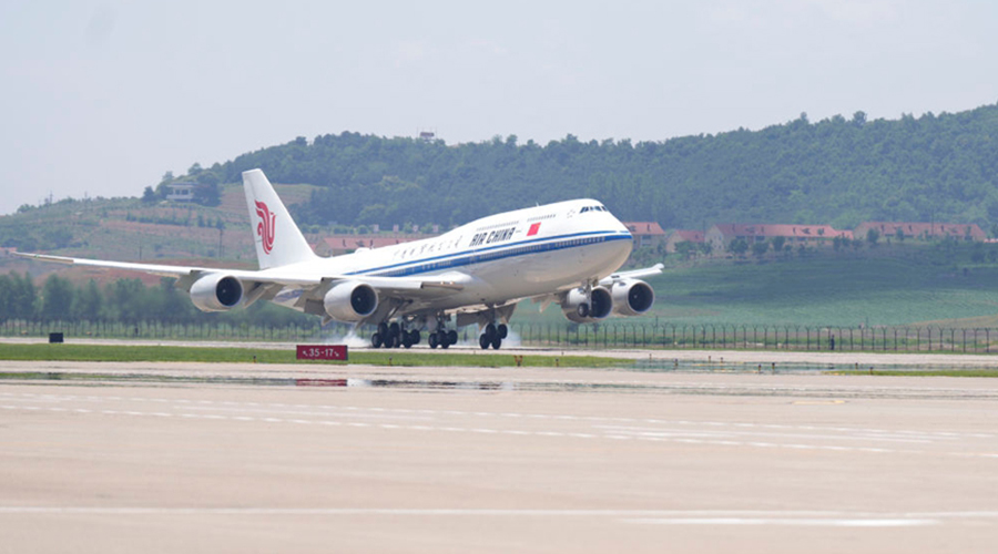 习近平抵达平壤 开始对朝鲜进行国事访问