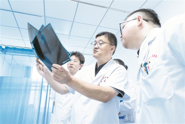 医者仁心暖边疆