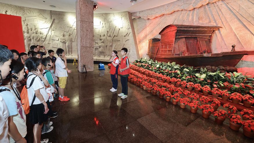 习近平总书记的重要论述指引基础教育改革发展开创新局面