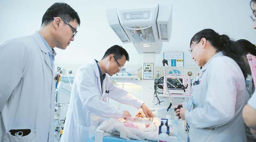 情系天山 浙疆同行——浙江大学医疗人才“组团式”援建一师医院十年纪实